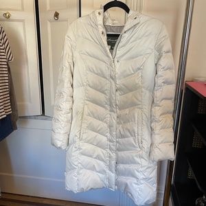 EDDIE BAUER Women's White Down Filled Winter Outdoor Puffer Hood Parka